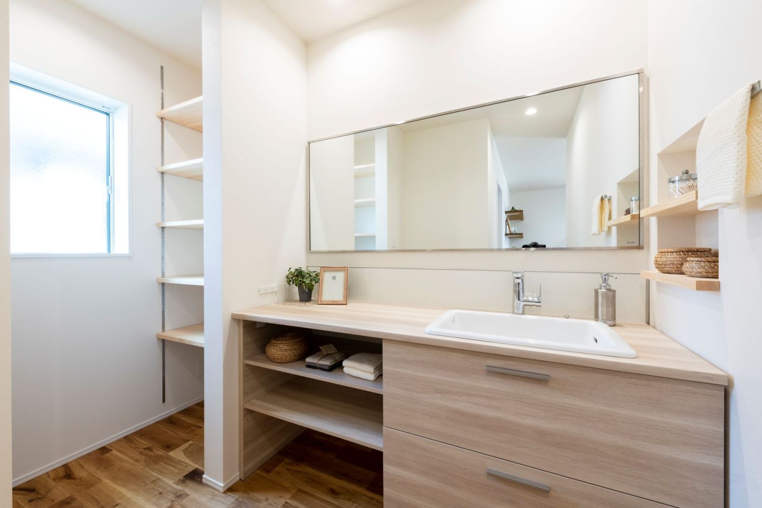 木のぬくもりを感じる30坪の平屋