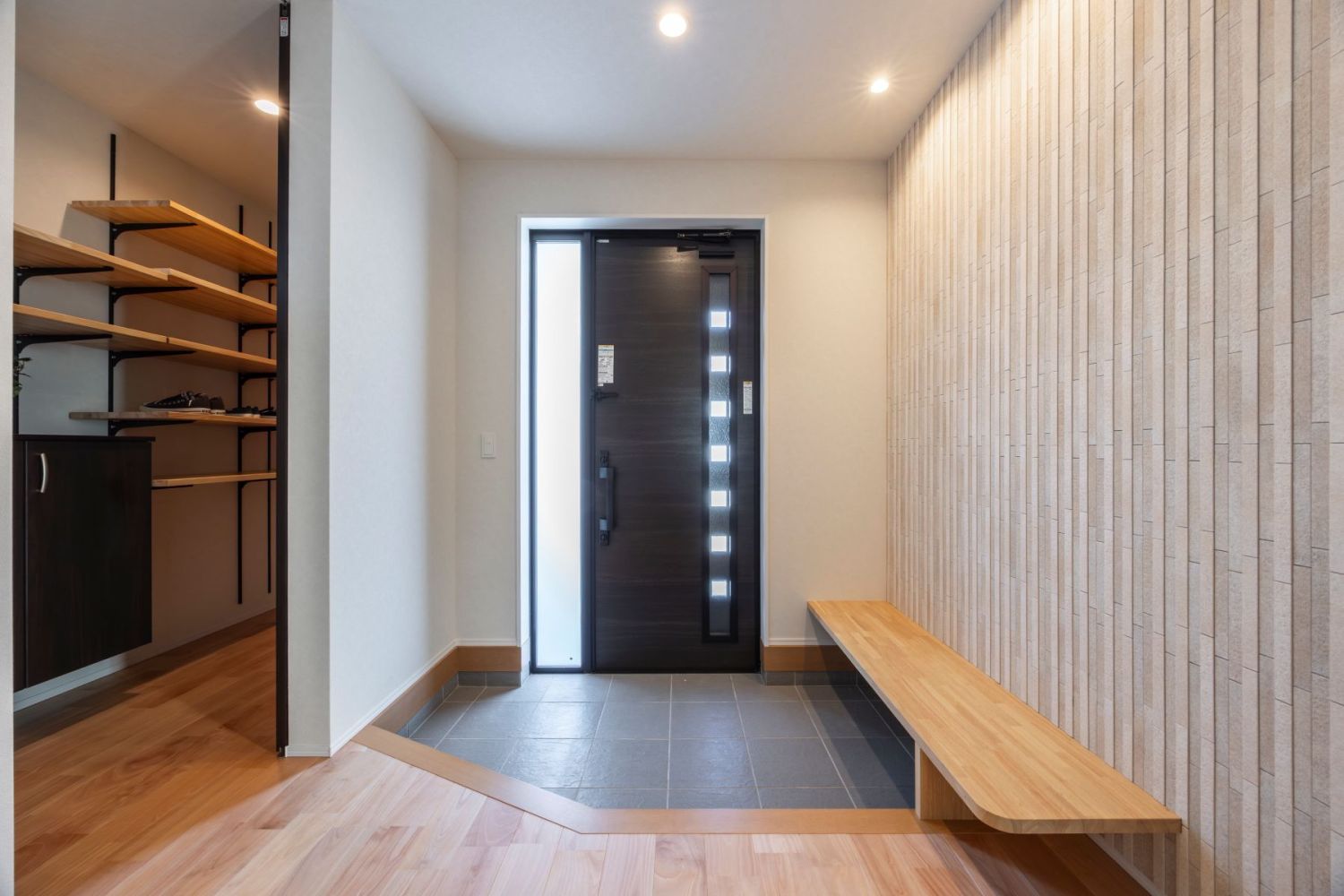 25帖の広々LDKのある平屋