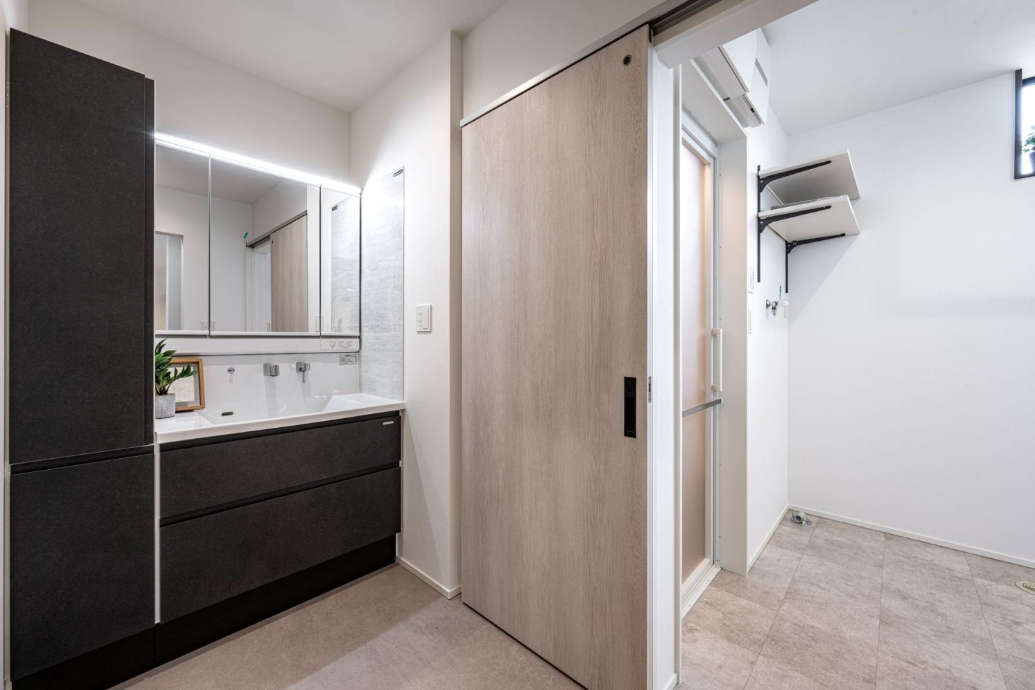 ロフトスペースがある33坪の平屋