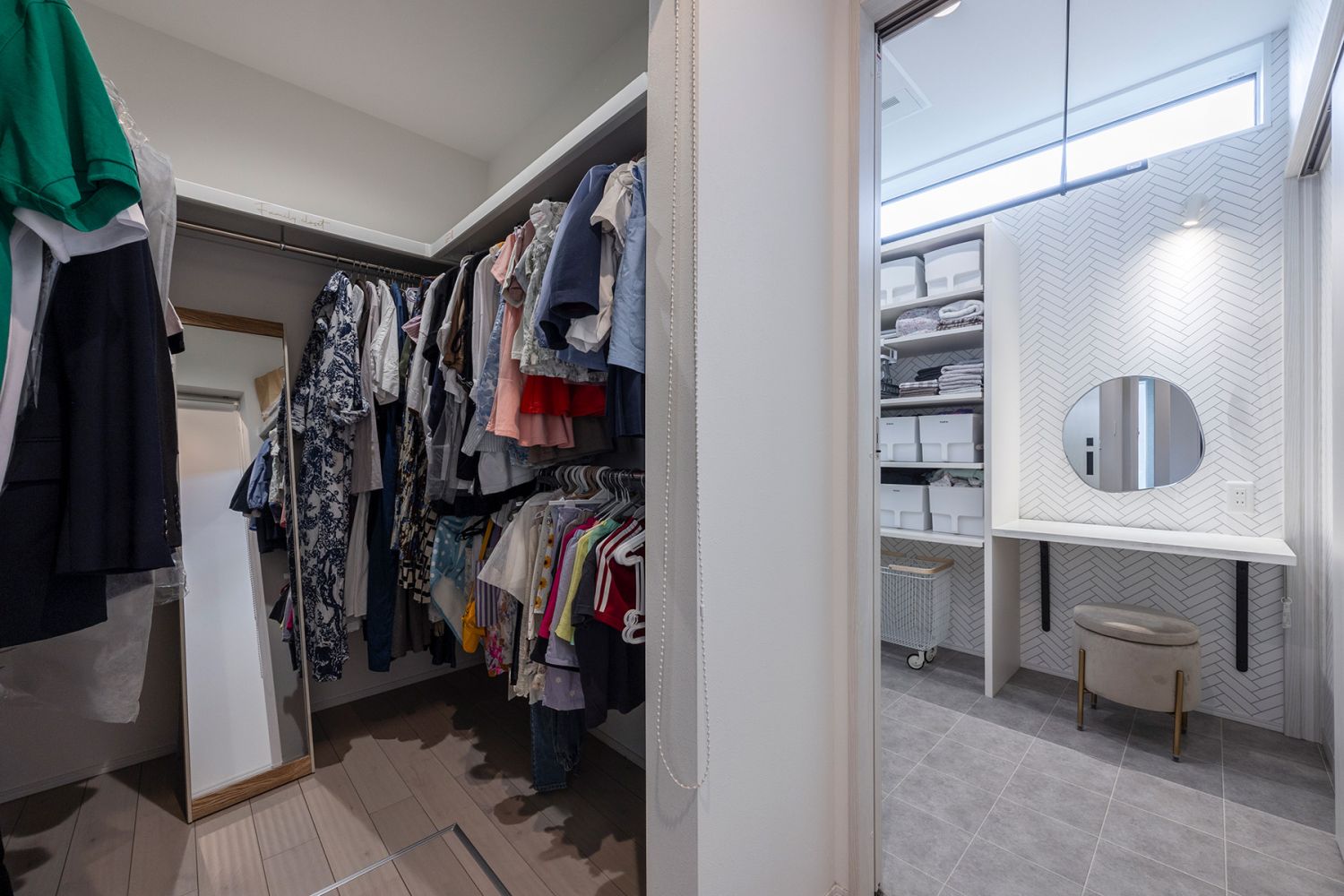 家事ラクを叶えた家族団らんの平屋