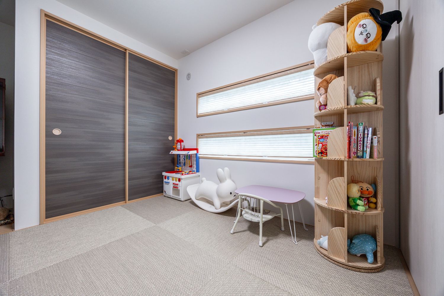 家事ラクを叶えた家族団らんの平屋